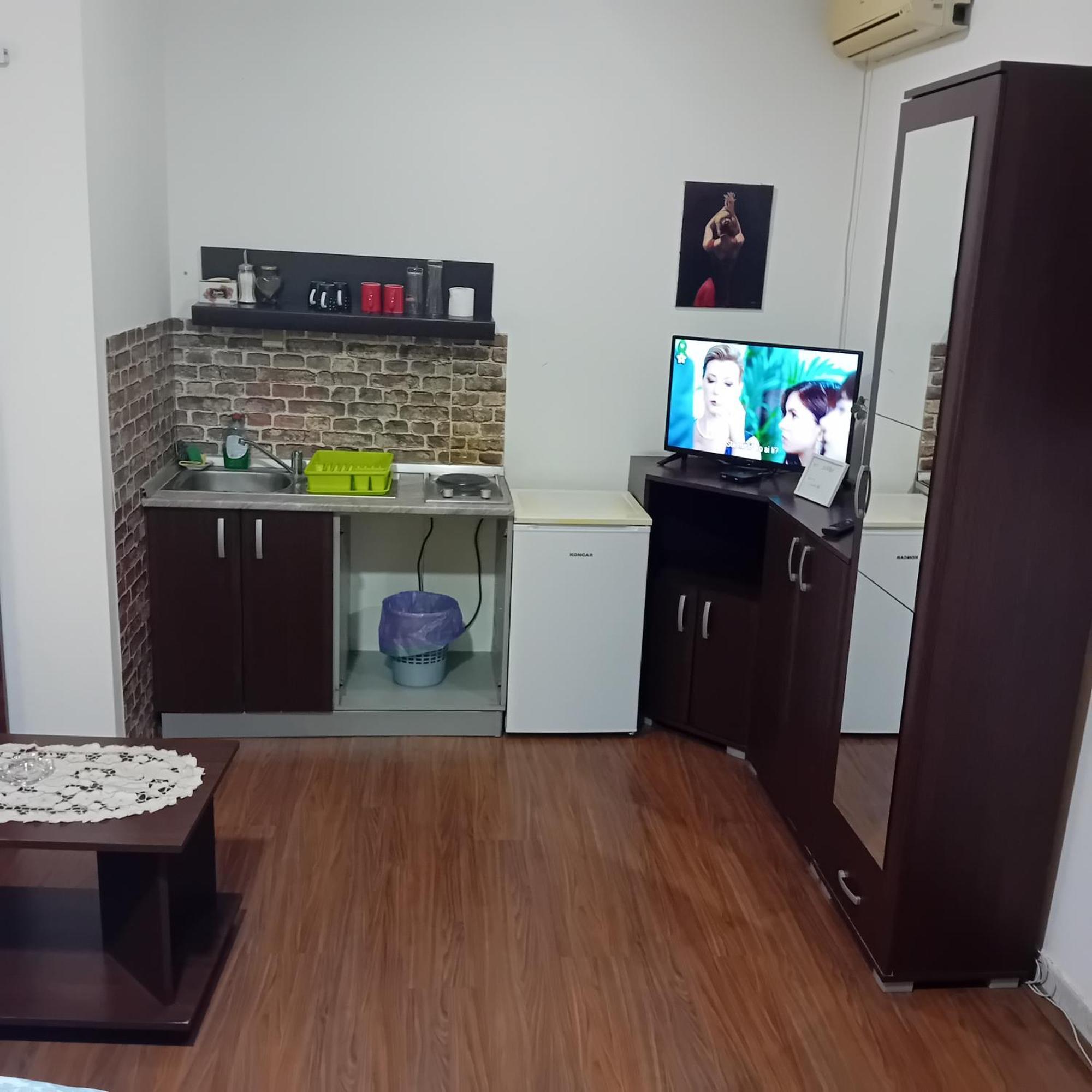 Apartment Viktor stan na dan Šabac Exteriör bild